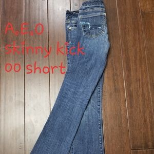 American Eagle skinny kick